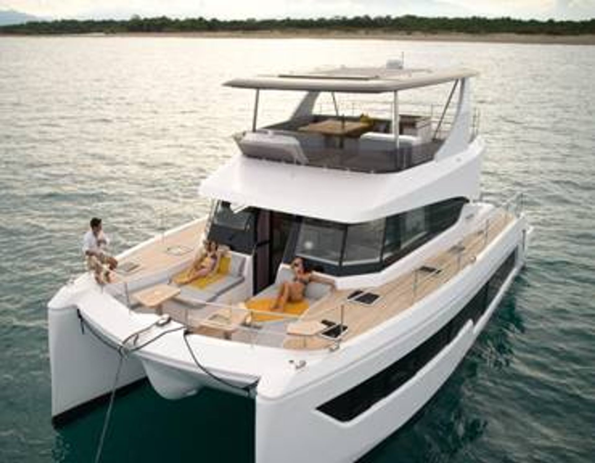 nausys-72349580-482137-main.jpg