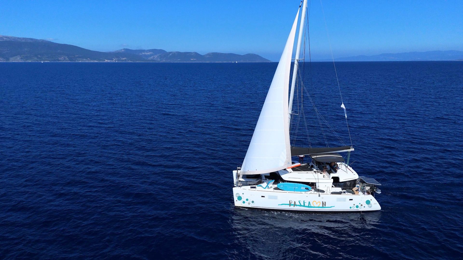 nausys-72684457-40039490-N.jpg