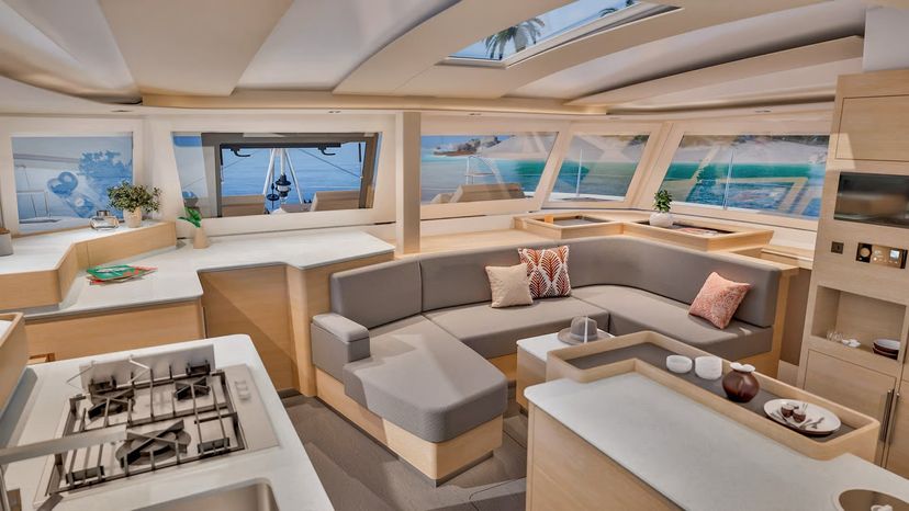 Fountaine Pajot 48 Long Layover
