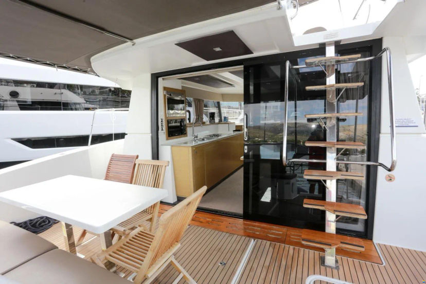 Fountaine Pajot 37 Dream Star