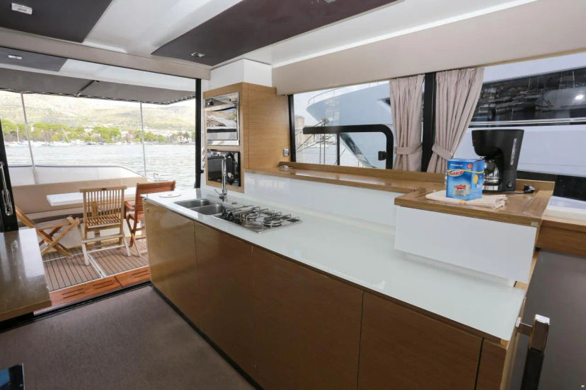 Fountaine Pajot 37 Dream Star