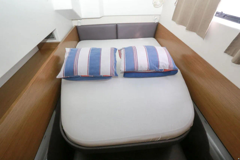 Fountaine Pajot 37 Dream Star