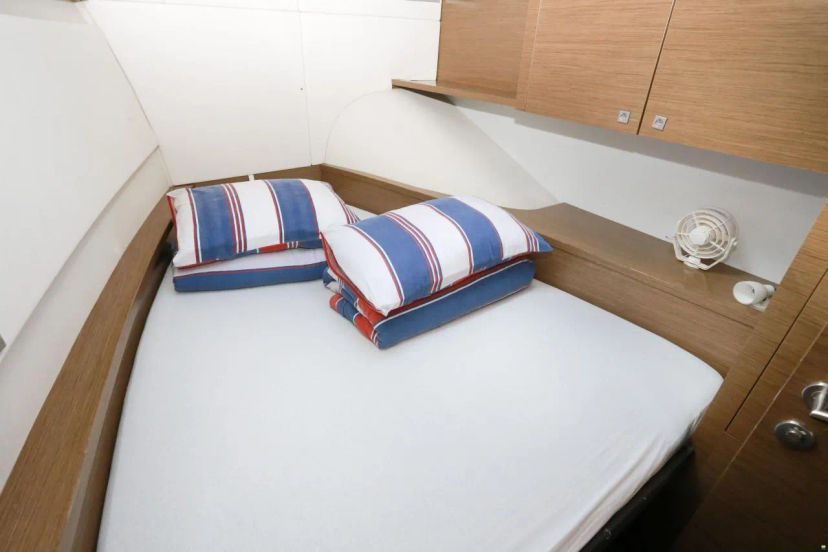 Fountaine Pajot 37 Dream Star