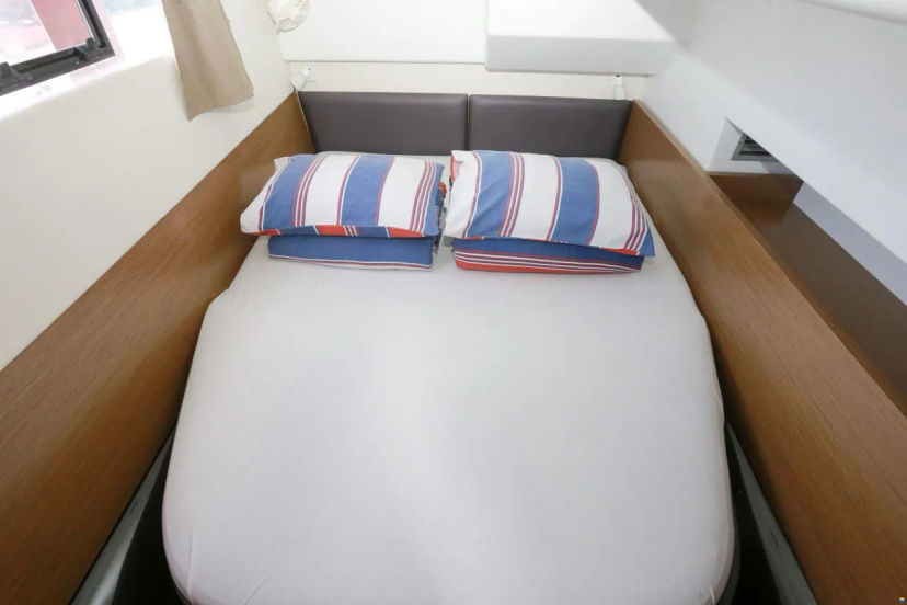 Fountaine Pajot 37 Dream Star