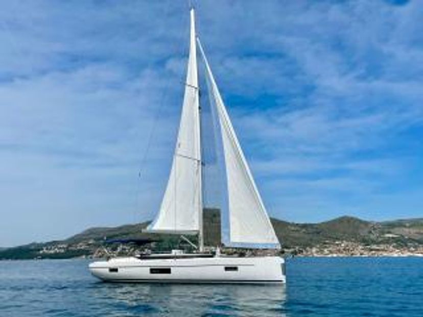 Bavaria Yachtbau 57 Blue Beyond