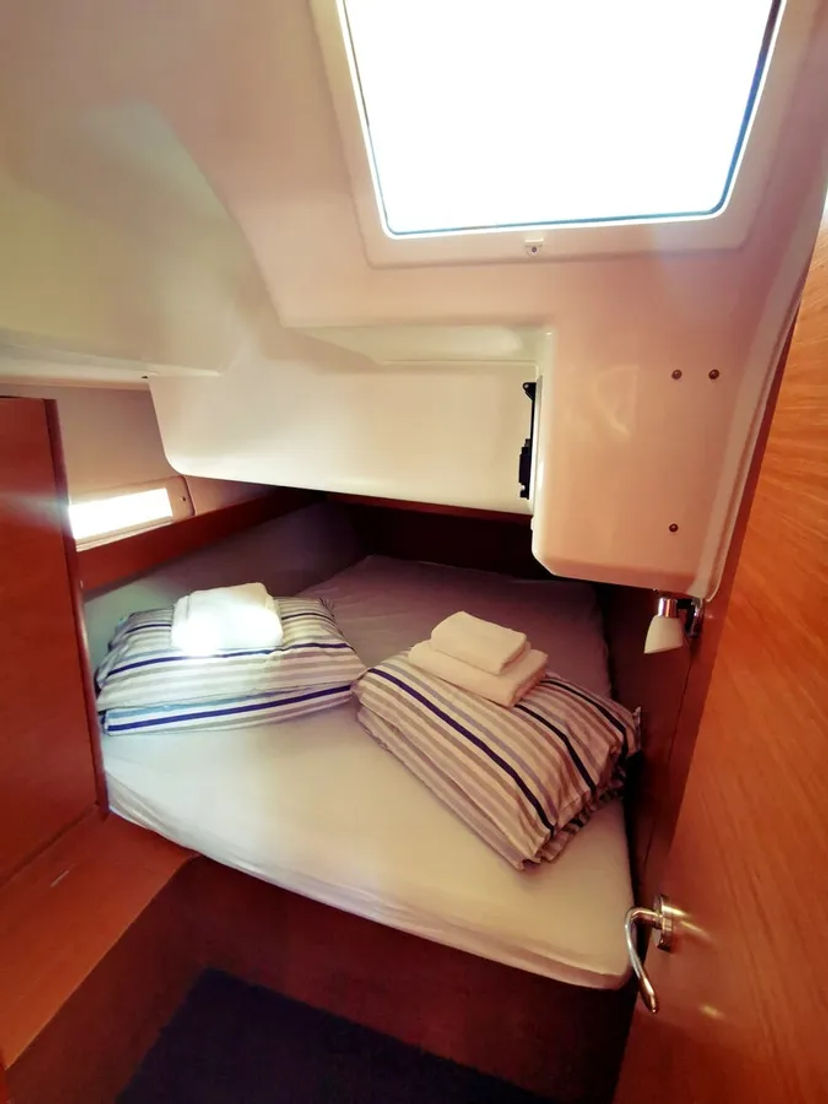 Dufour Yachts 46 Mega