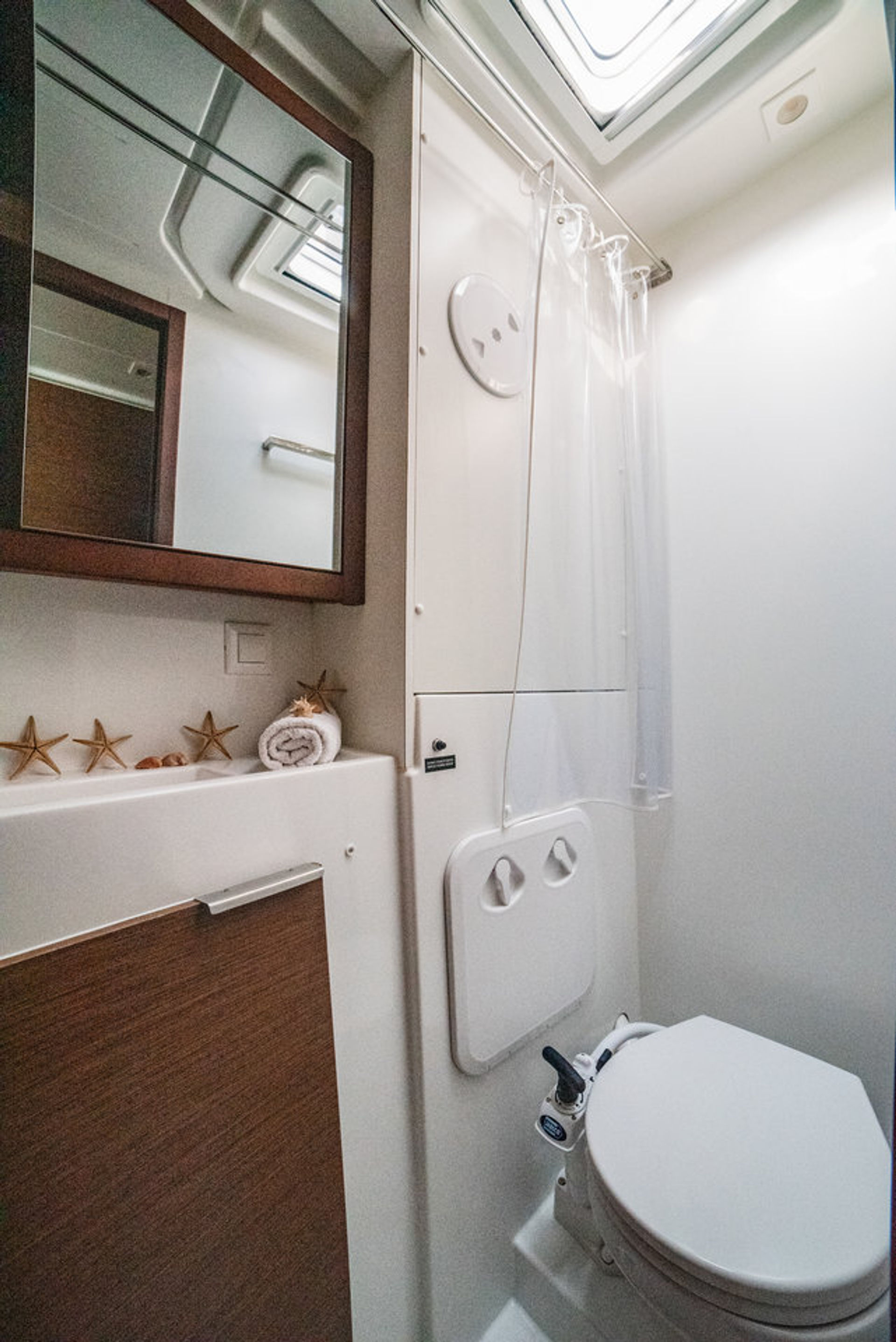 nausys-7585314-840040-w.jpg