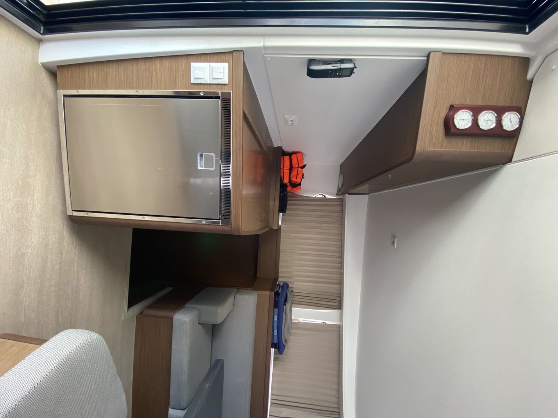 nausys-7602247-1175761-p.jpg