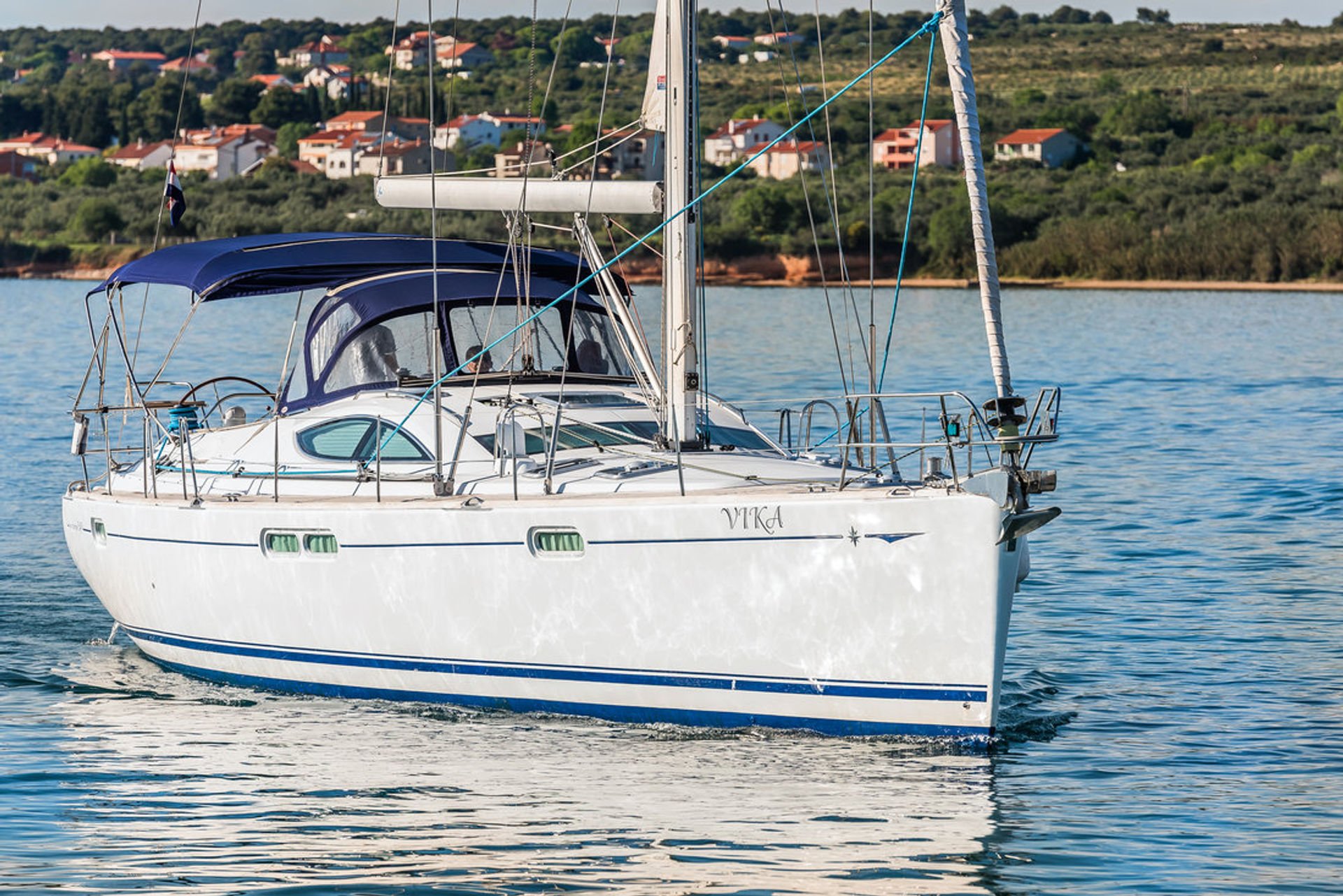 nausys-7610625-7610580-n1.jpg