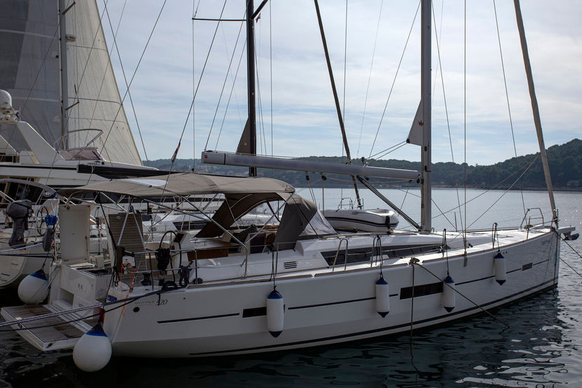 Dufour Yachts 52 Nerthag