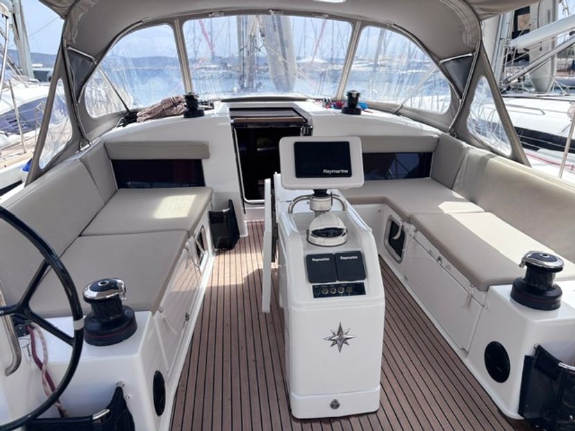 Jeanneau 49 Avra