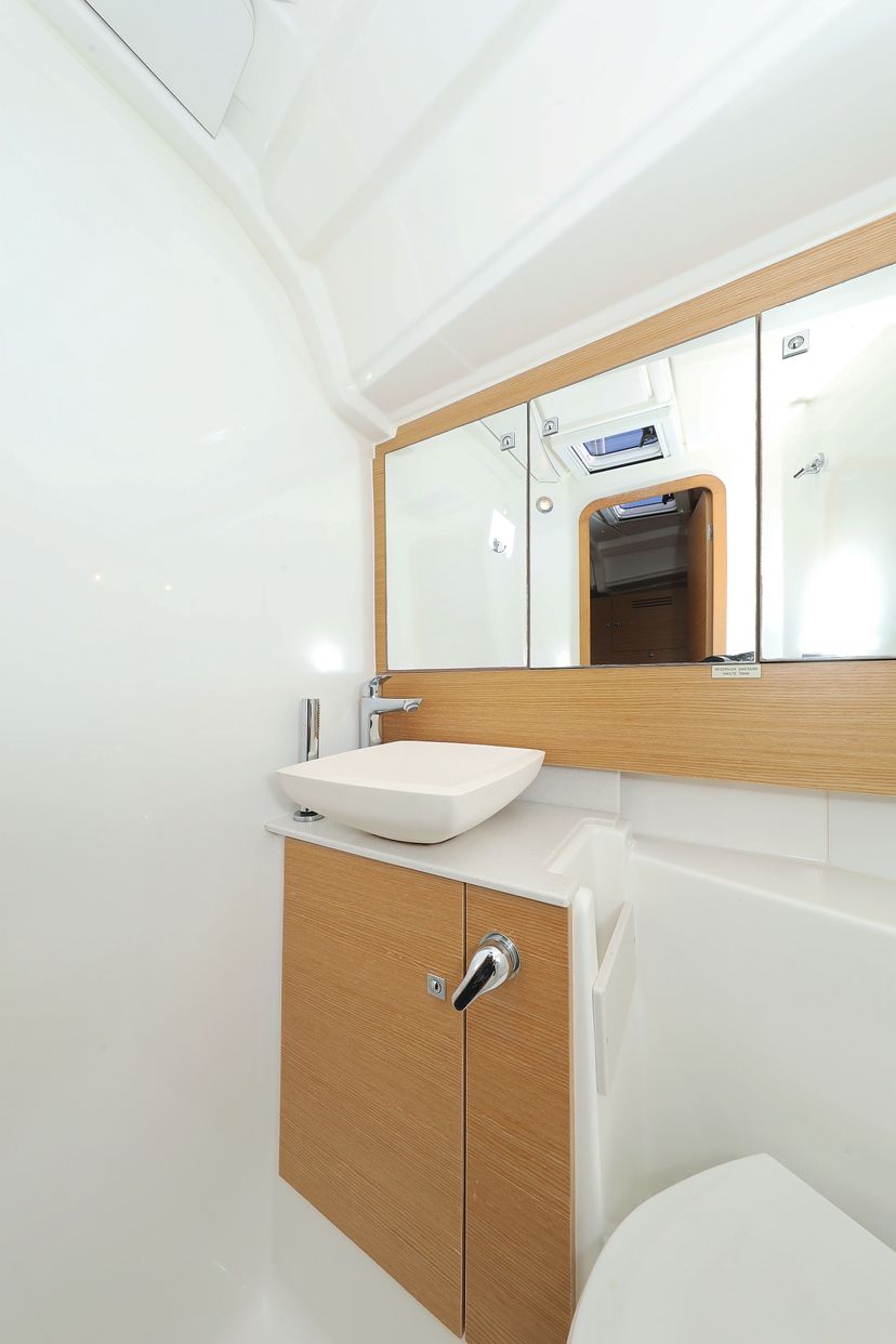 Dufour Yachts 43 Friendship