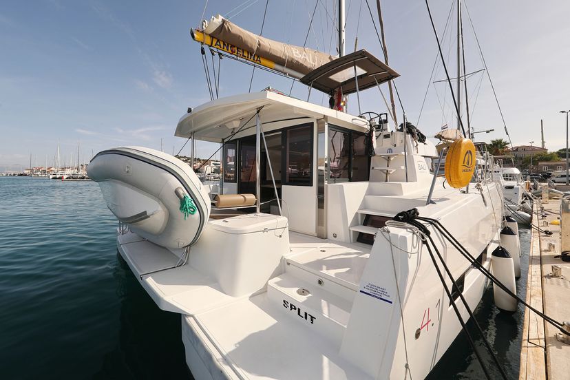 Catana 4.1 Escape I