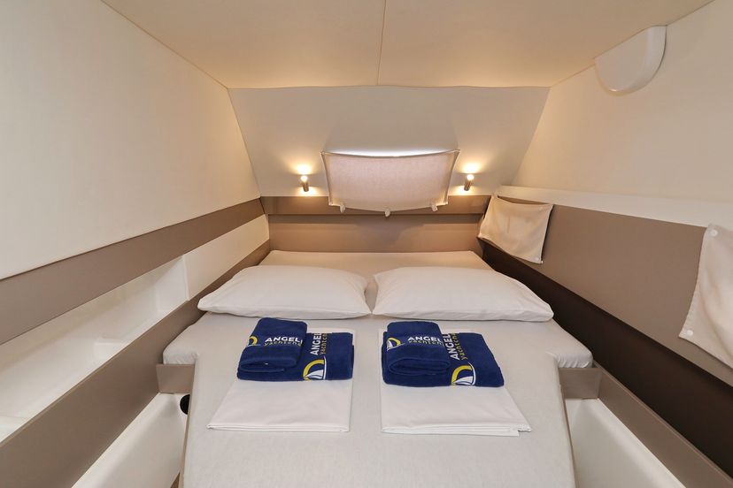 Catana 4.1 Escape I