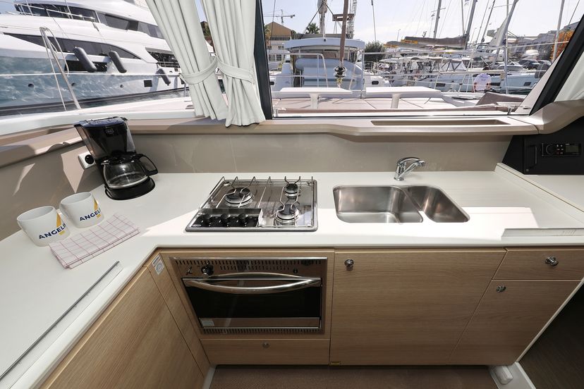 Catana 4.1 Escape I