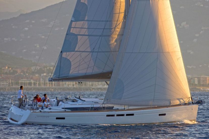 Jeanneau 51 Pinta