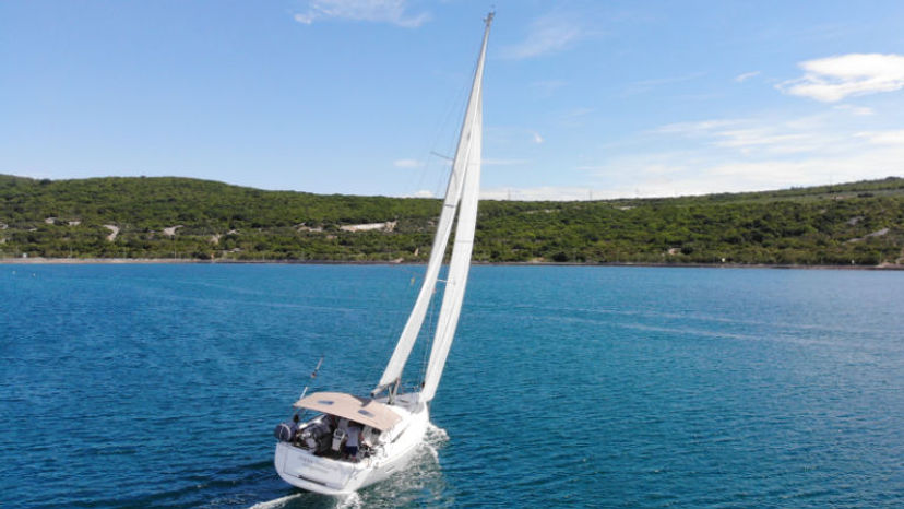 Jeanneau 41 Happy Welcome