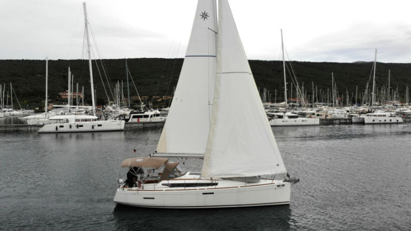 Jeanneau 38 Tara
