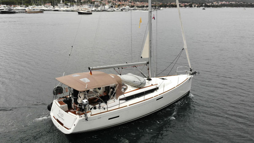 Jeanneau 38 Sissi
