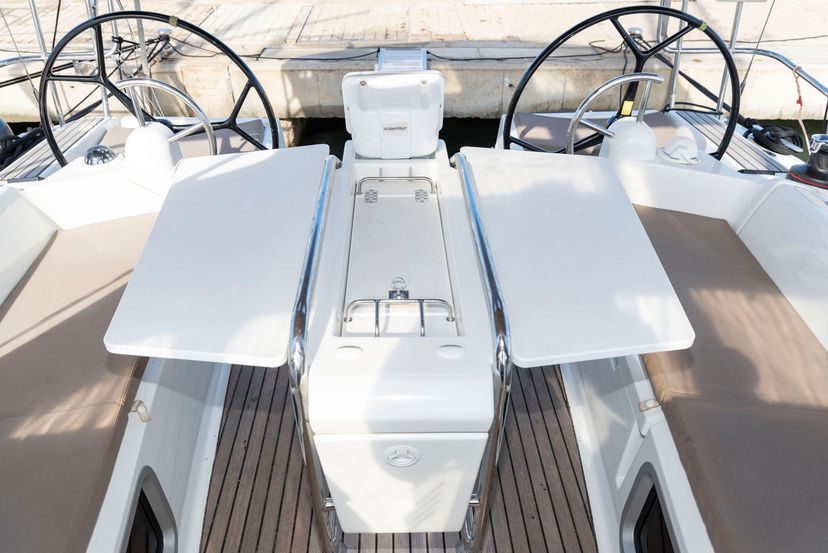 Jeanneau 38 BarElli