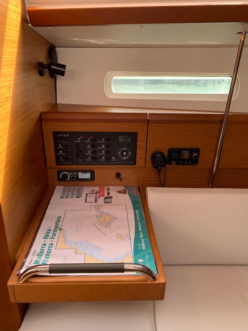 Jeanneau 38 BarElli