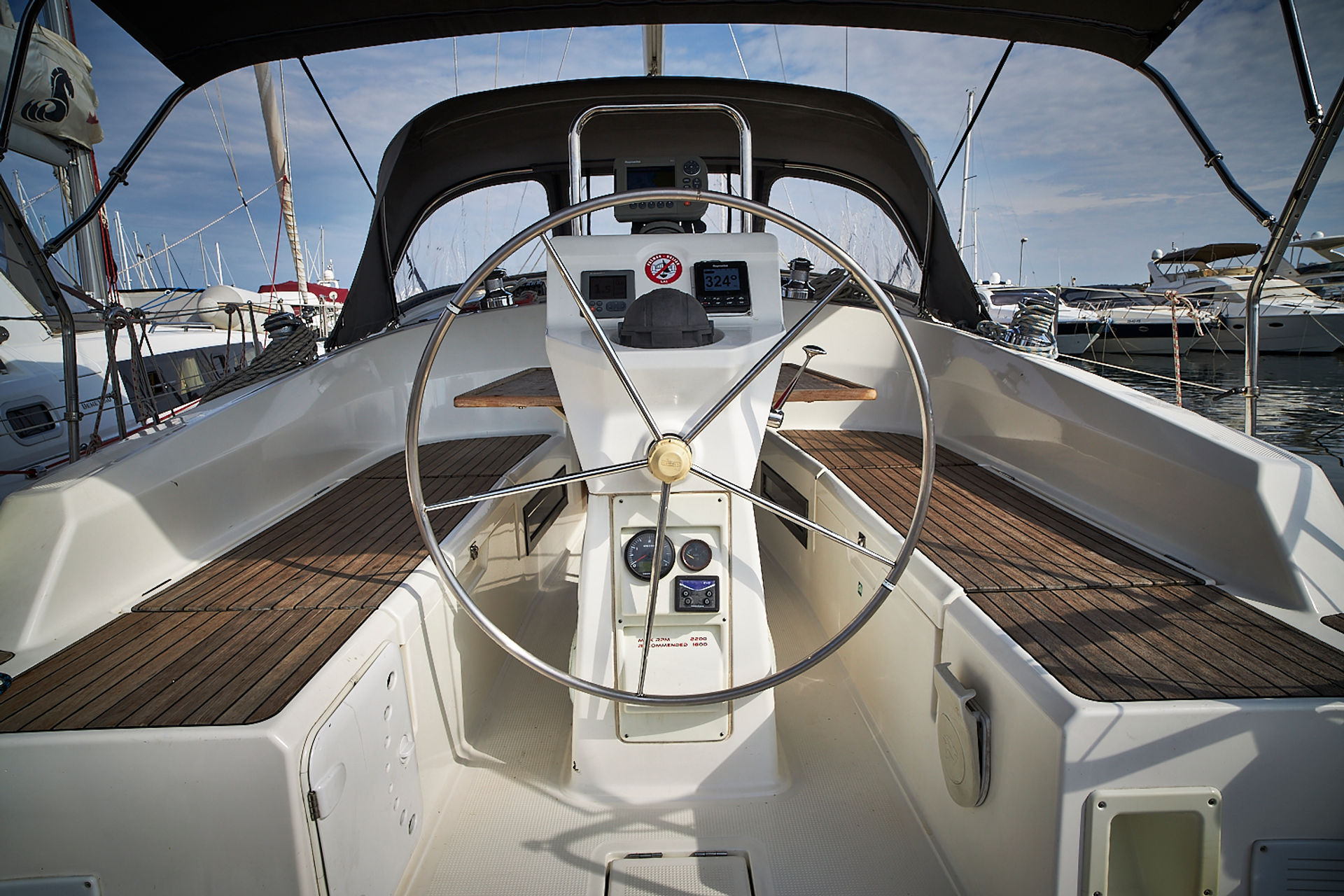 nausys-7972721-107061-n.jpg