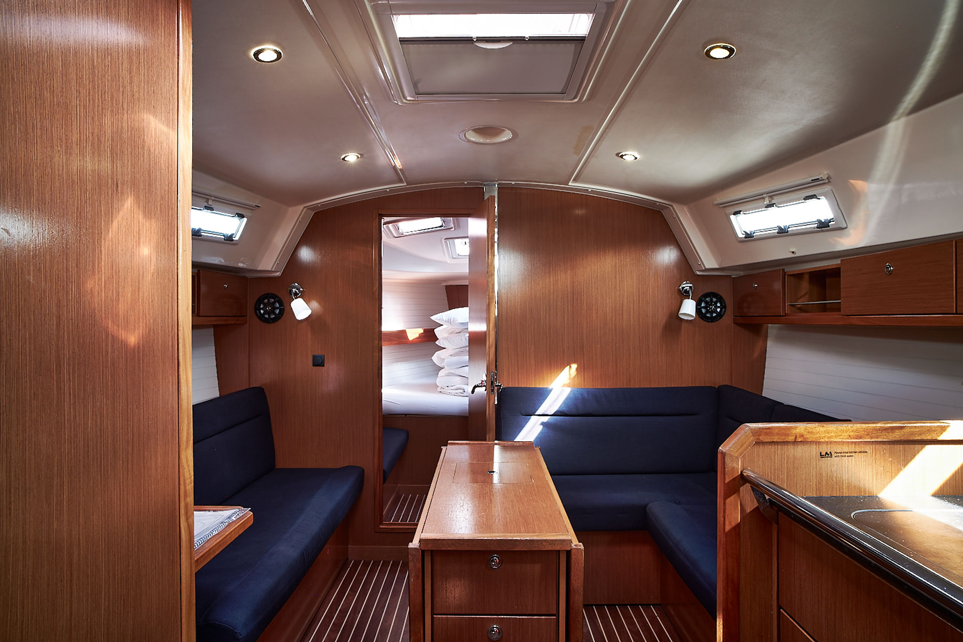 nausys-7972721-107061-p.jpg