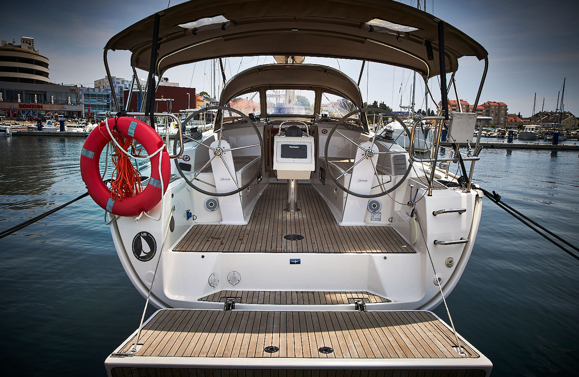 nausys-7972727-107061-main.jpg