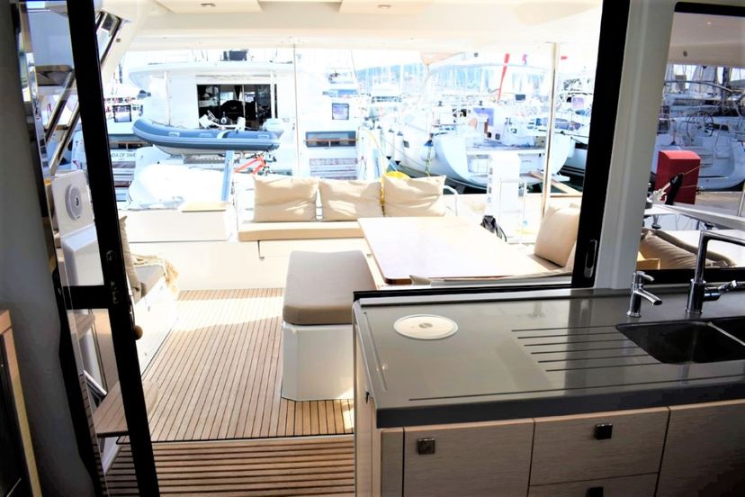 Fountaine Pajot 42 Ocean Runner