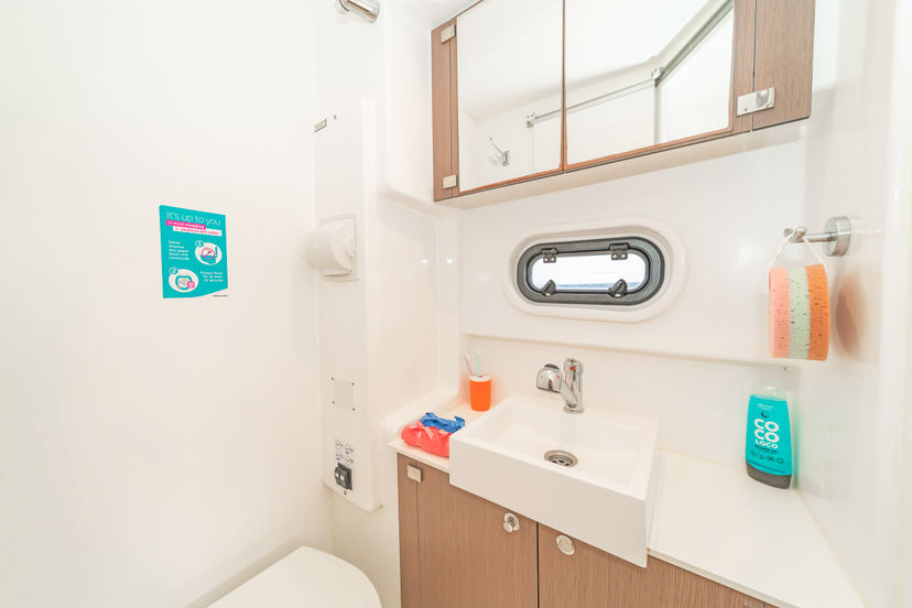 Catana 4.1 Crystal Waters