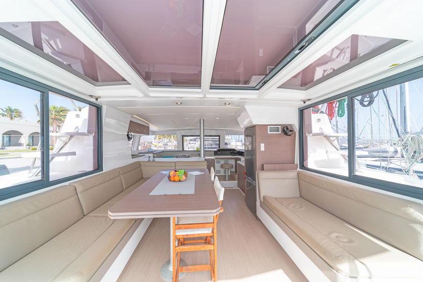 Catana 4.1 Crystal Waters
