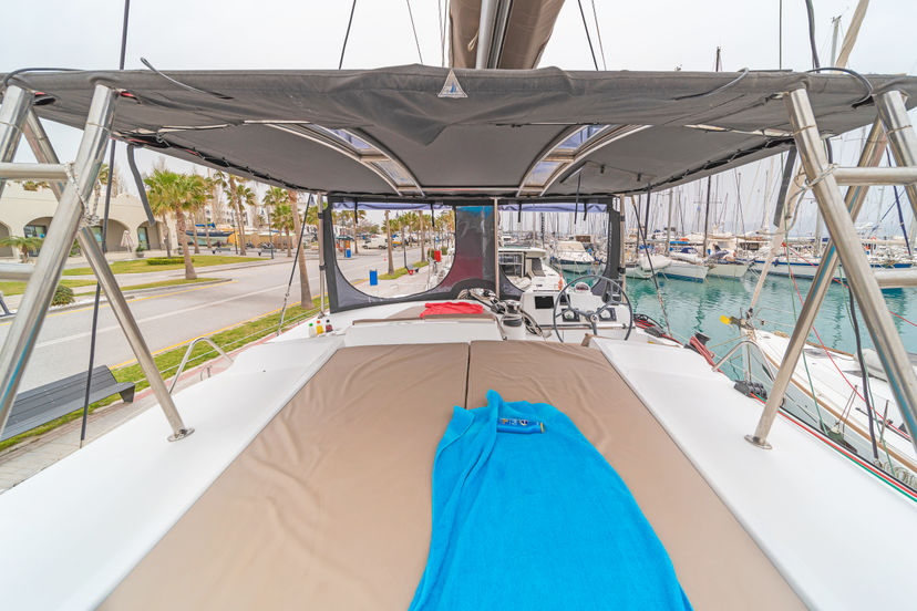 Catana 4.1 Crystal Waters