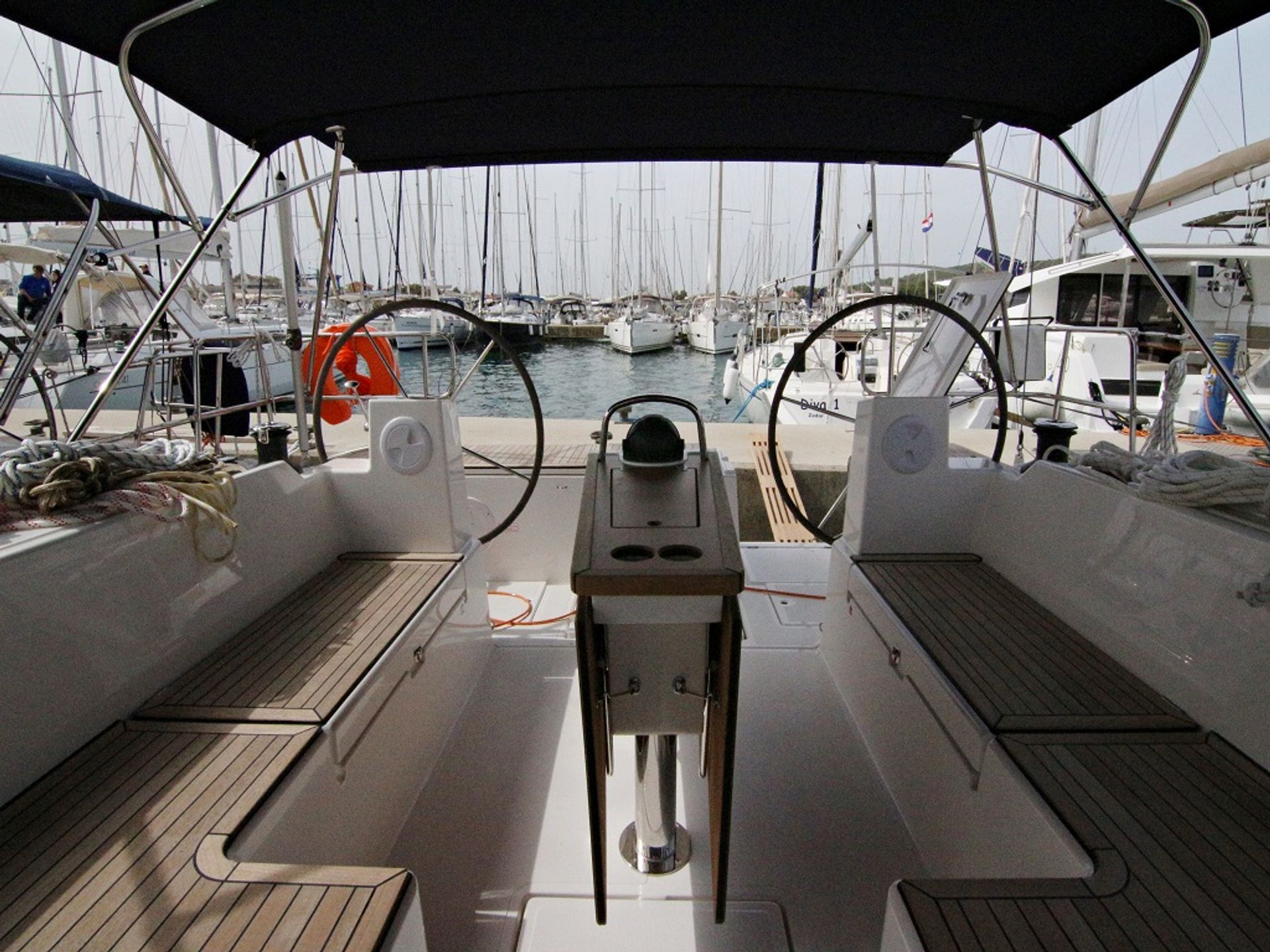nausys-8095653-482145-n1.JPG