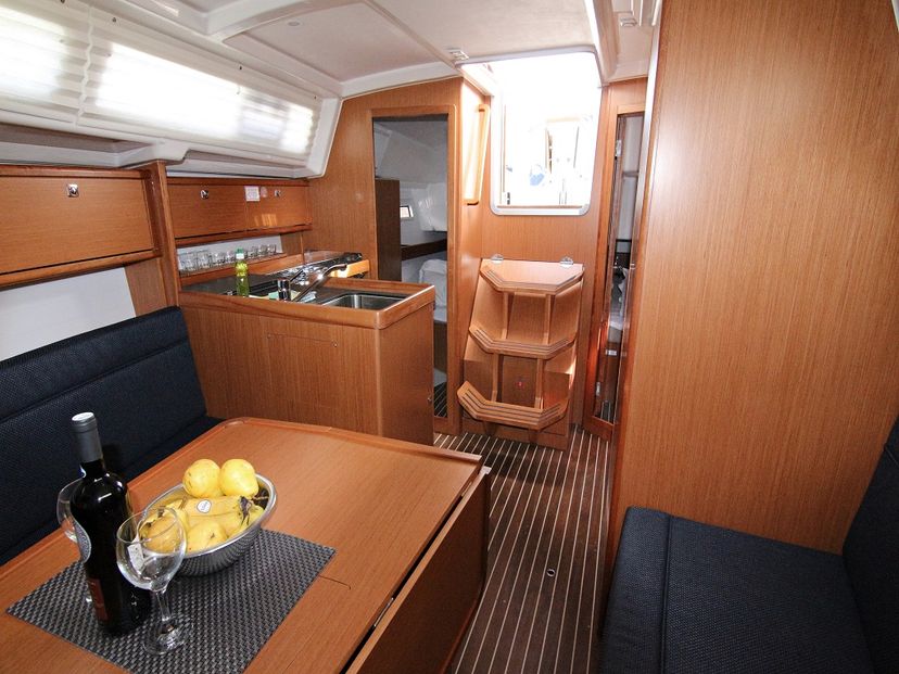 Bavaria Yachtbau 34 Lucy