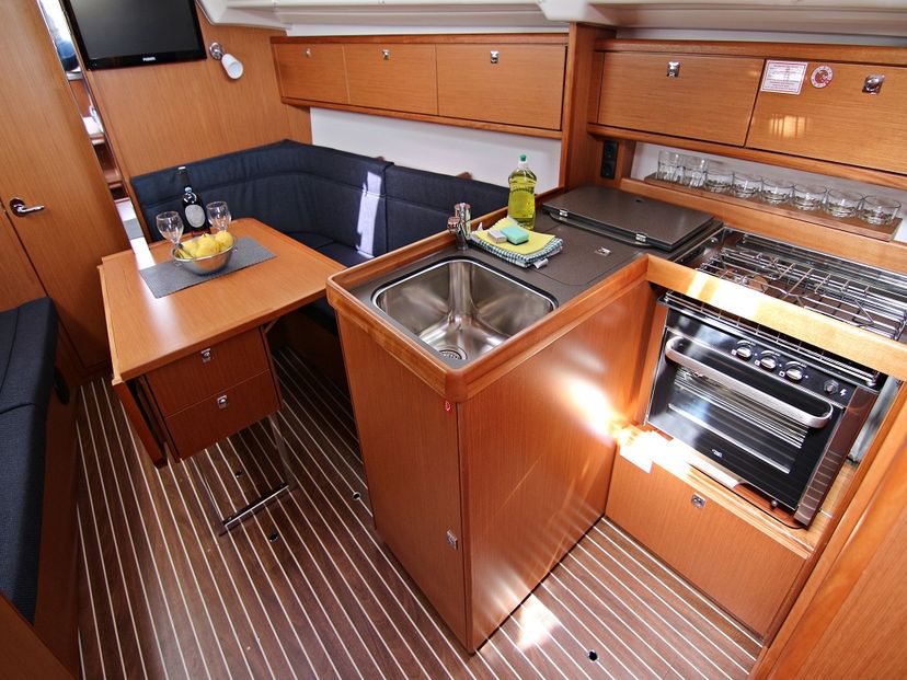 Bavaria Yachtbau 34 Lucy