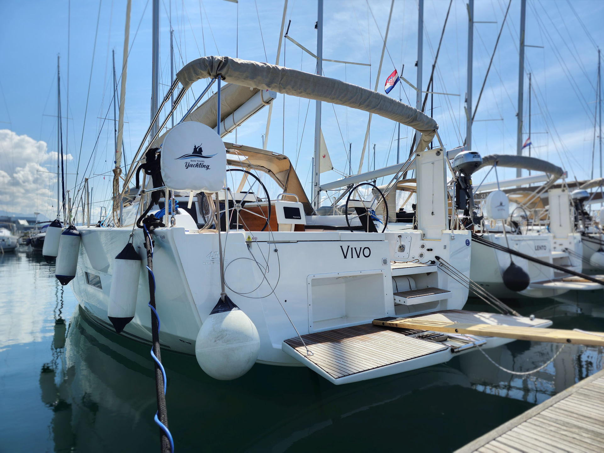 nausys-8220220-521813-N01.jpg