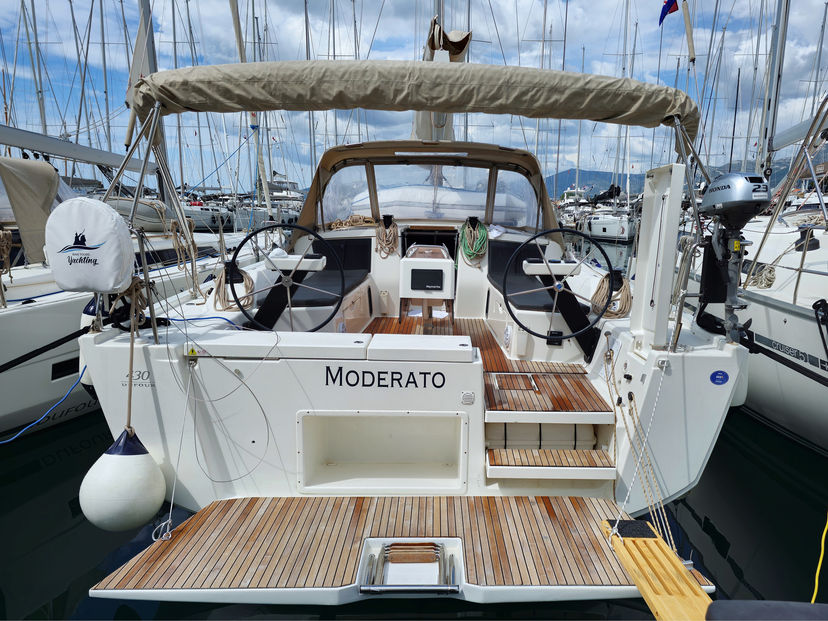 Dufour Yachts 43 Moderato