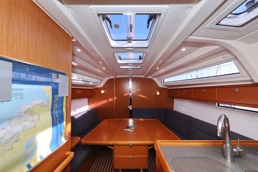 Bavaria Yachtbau 37 Angelic