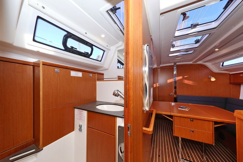 Bavaria Yachtbau 37 Angelic