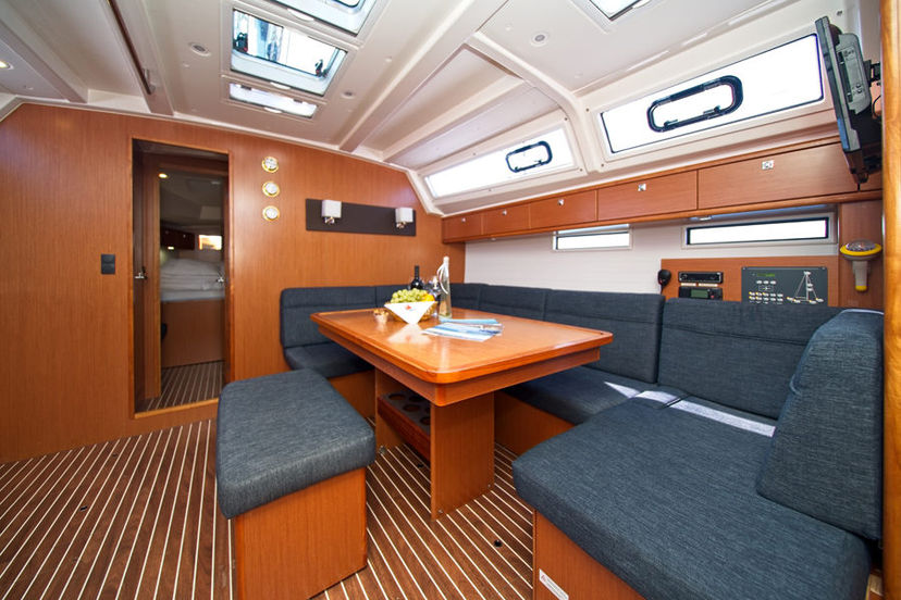 Bavaria Yachtbau 46 MH 49