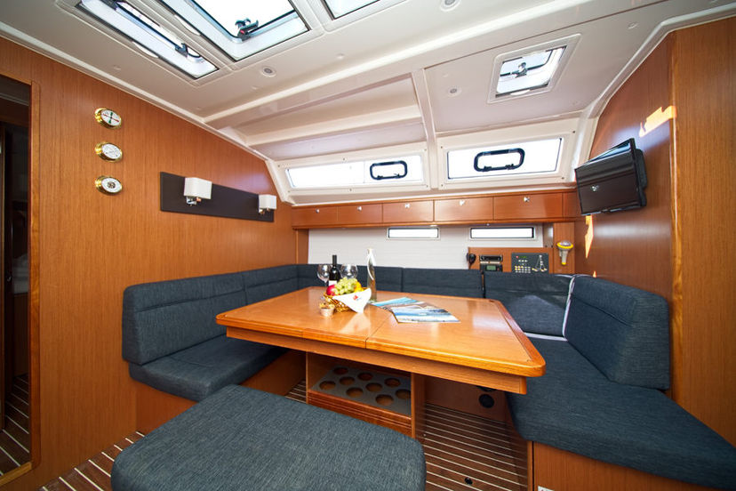 Bavaria Yachtbau 46 MH 56