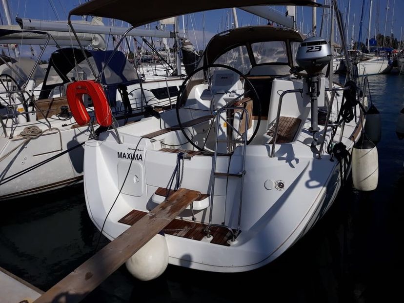 Jeanneau 33 Maxima