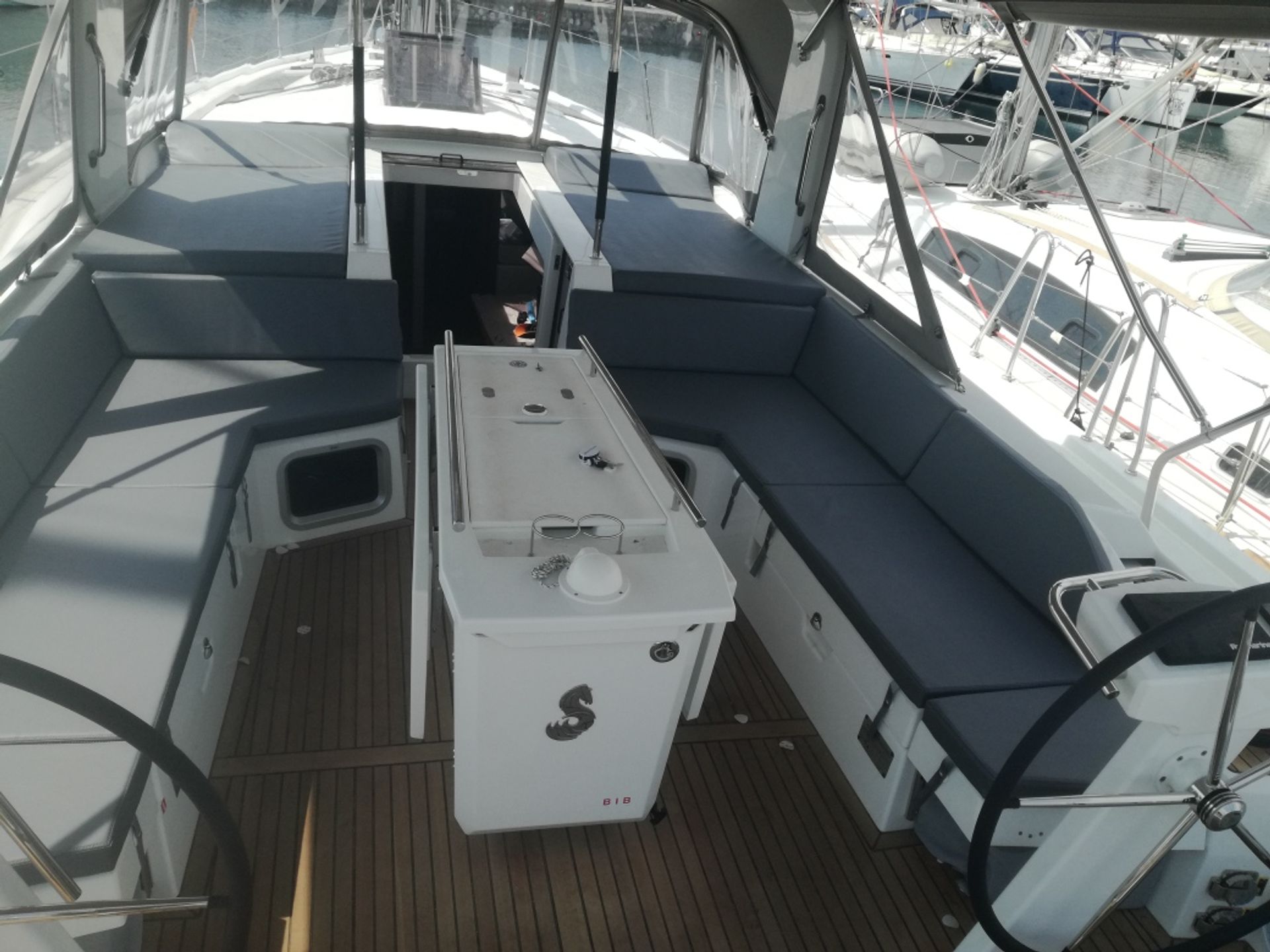 nausys-8365633-982519-n1.jpg