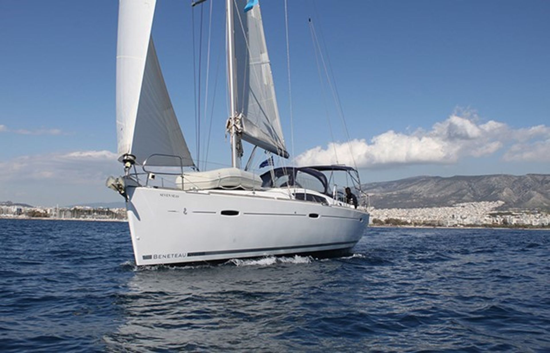 nausys-840069-840024-main.jpg