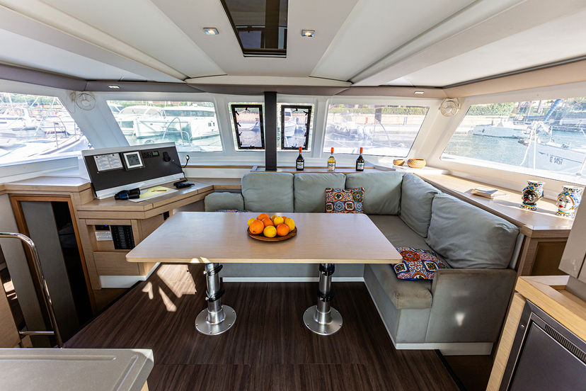 Fountaine Pajot 40 Relax Planet