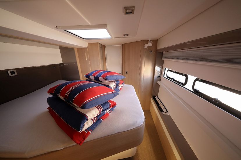 Catana 5.4 Lalounge