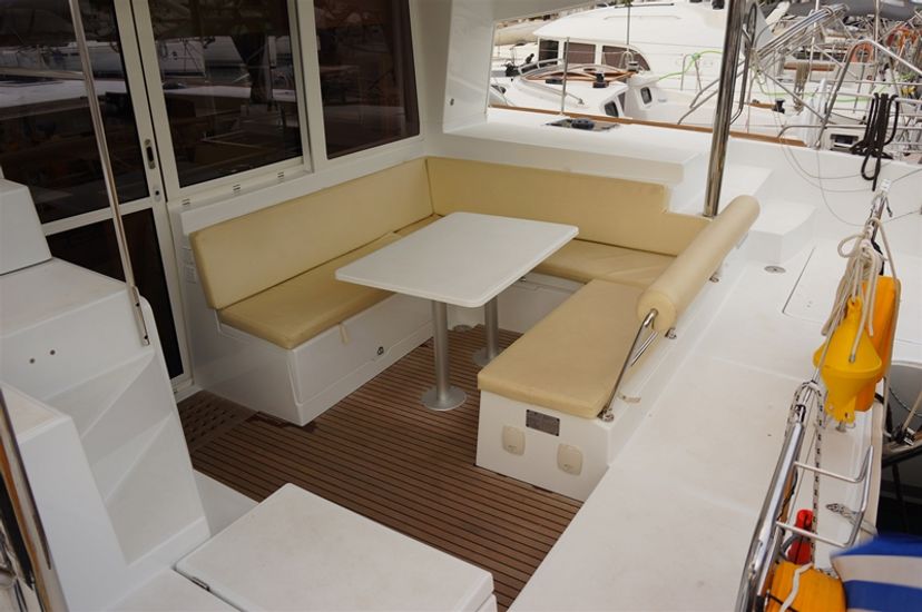 Lagoon 40 Myrto