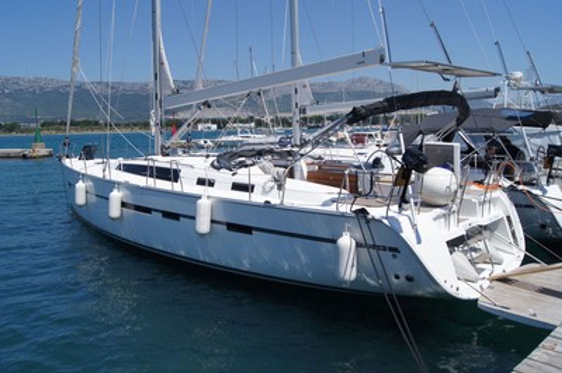 nausys-858690-563060-main.jpg