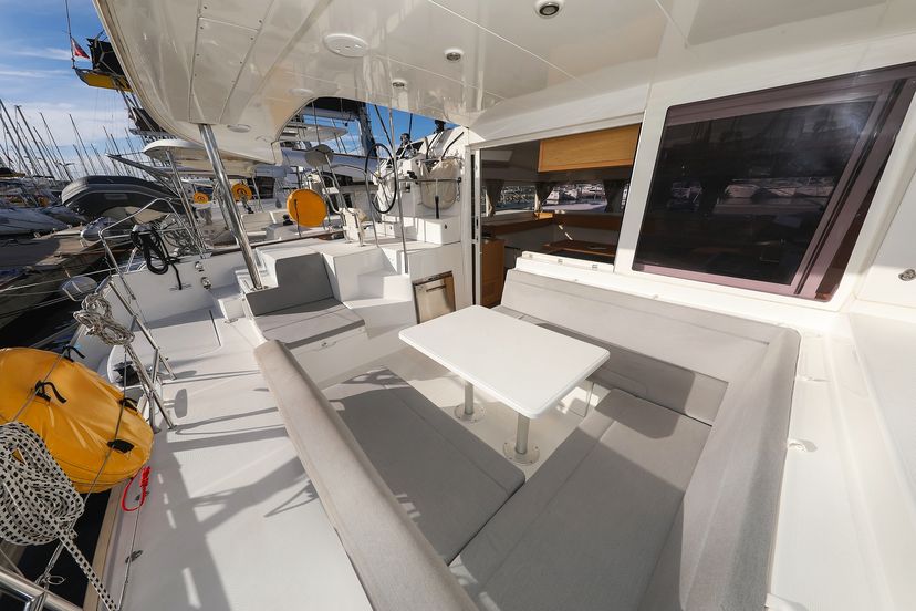 Lagoon 40 First Choice