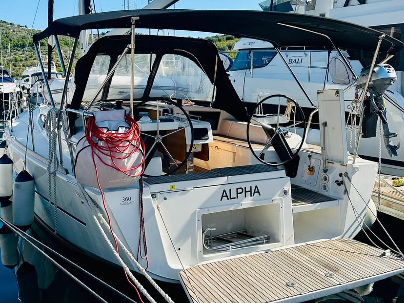 Dufour Yachts 36 Alpha